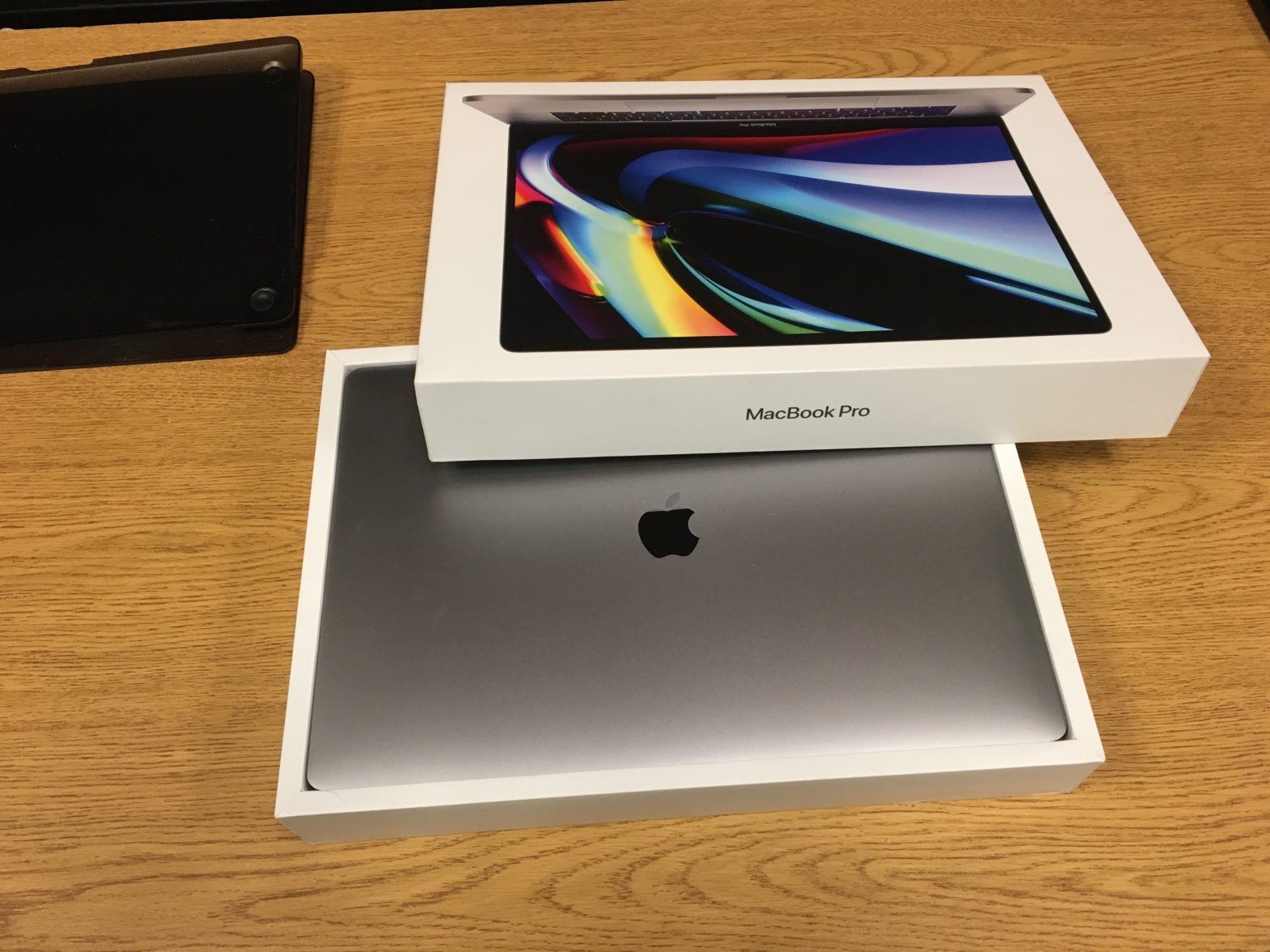 Return Shipping Instructions MacBook Pro and iPad Pro 2 Pop